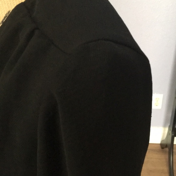 Top - Picture 7 of 9